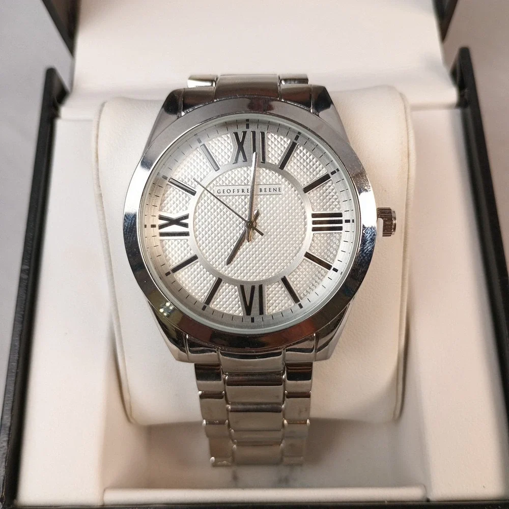 Geoffrey Beene Silver Toned Stainless Steel Men's Watch GB8071SL New In Box